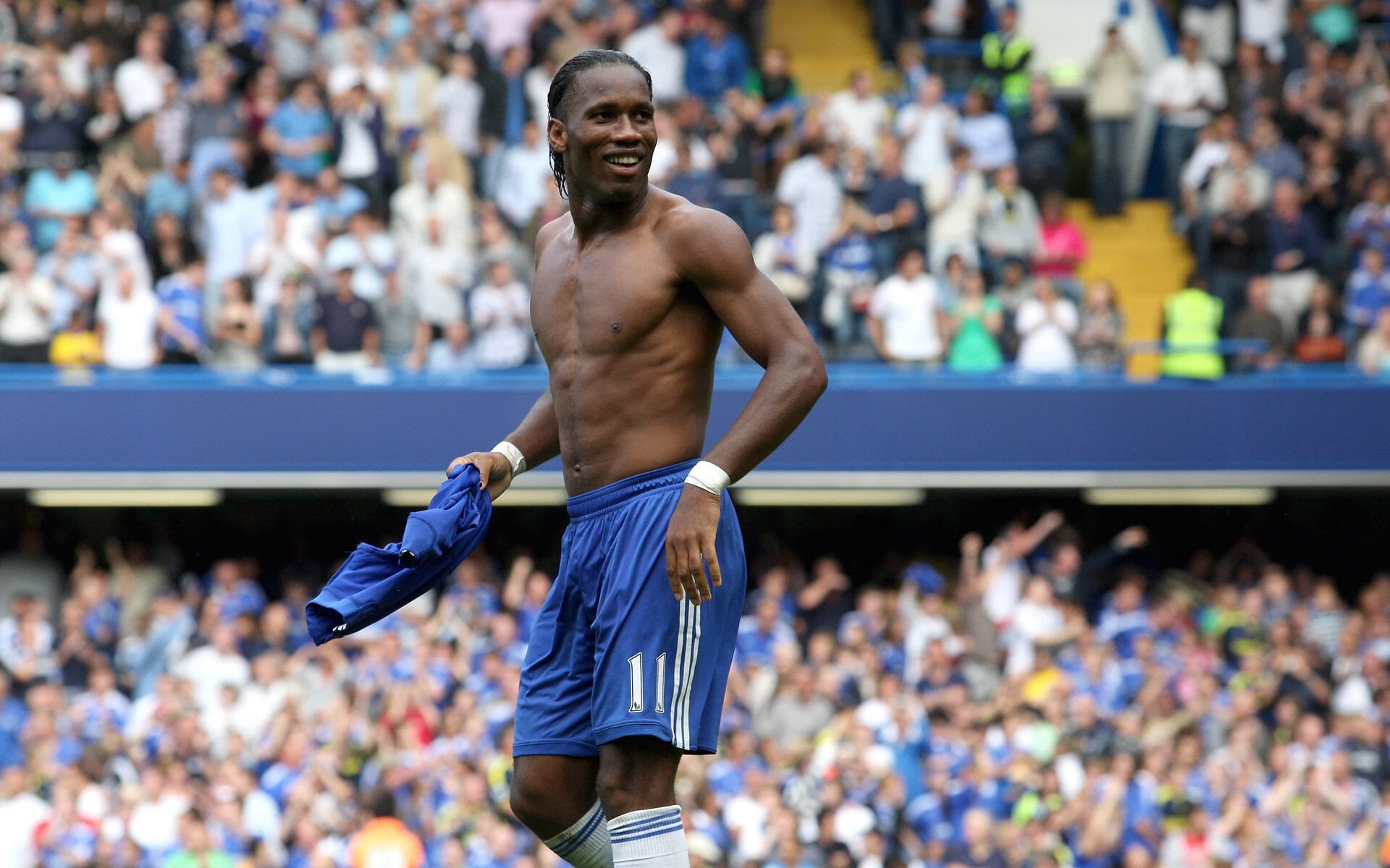 利雅得胜利击败吉达联合，C罗世界波技惊四座，利雅得胜利主场